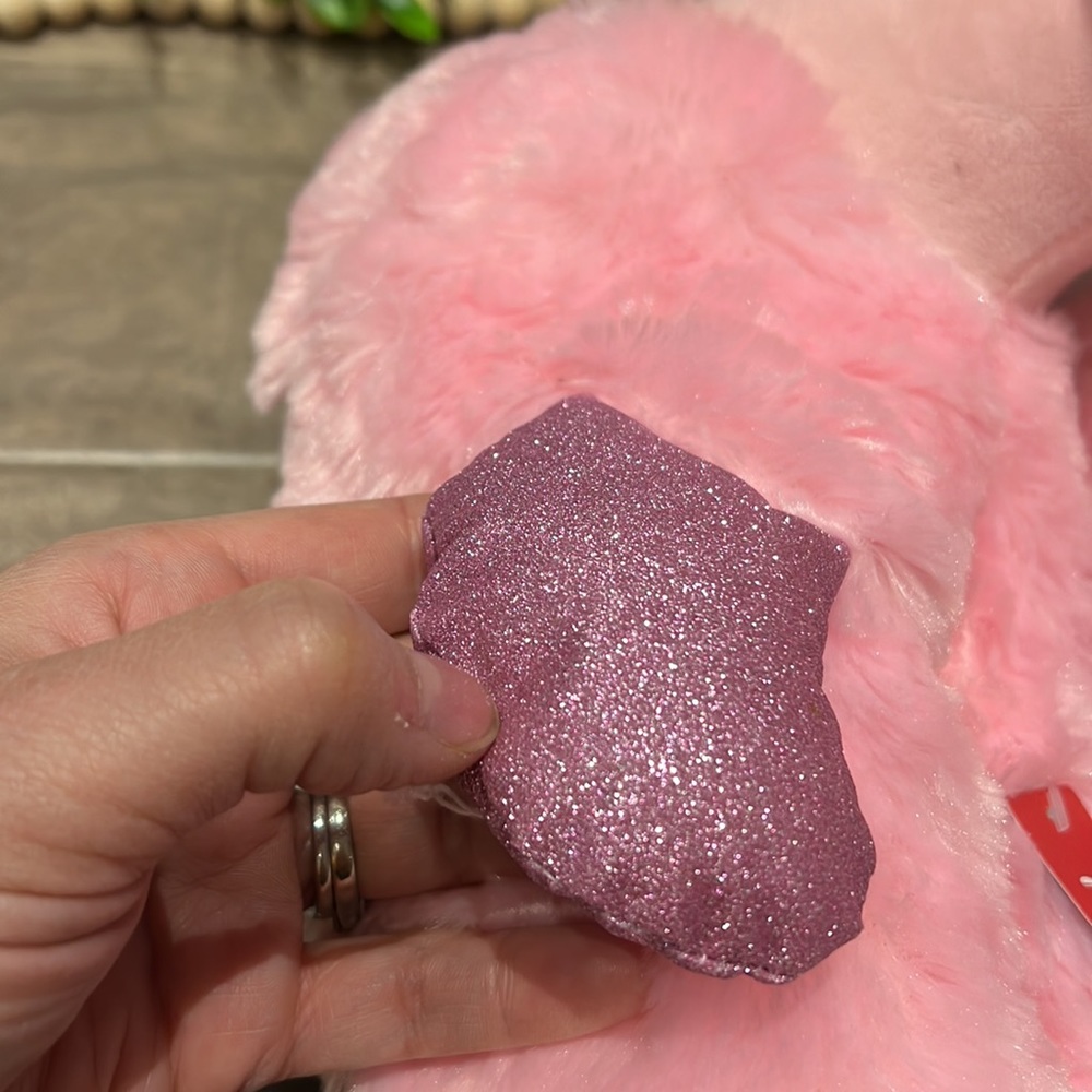 ❌SOLD❌ 🌟HOST PICK!!🌟 ARDENE flamingo slippers - NEW with tags - size 5-6. - Picture 4 of 7